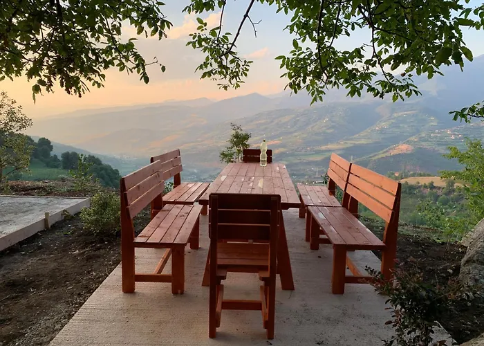 Bujtina Shpella E Plakes Cercan Apartament