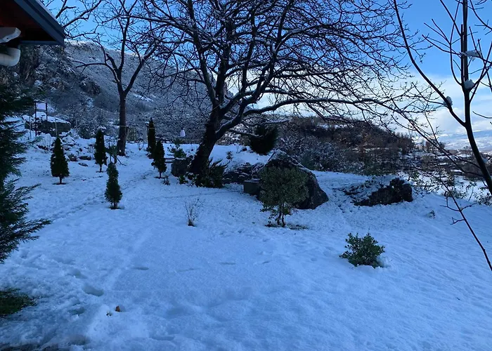 Apartament Bujtina Shpella E Plakes Cercan Librazhet