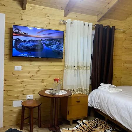 Διαμέρισμα Bujtina Shpella E Plakes Cercan Librazhet